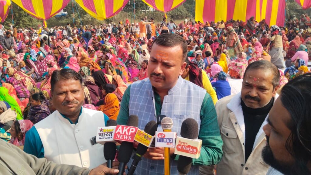 कैली अस्पताल स्थित रघुवंश पुरी शिव मंदिर में RSS द्वारा आयोजित मकर संक्रांति उत्सव