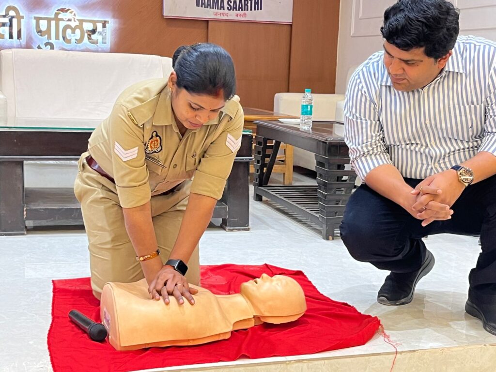 बस्ती पुलिस लाइन CPR प्रशिक्षण